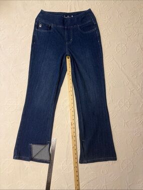 Belle by Kim Gravel cropped boot cut jeans 6T